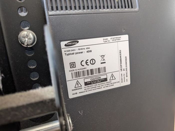 Samsung smart TV and wall bracket