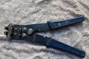 RS wire strippers/cutters