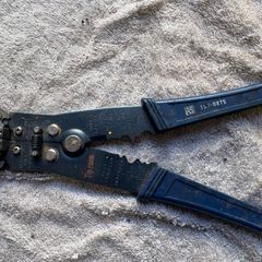 RS wire strippers/cutters