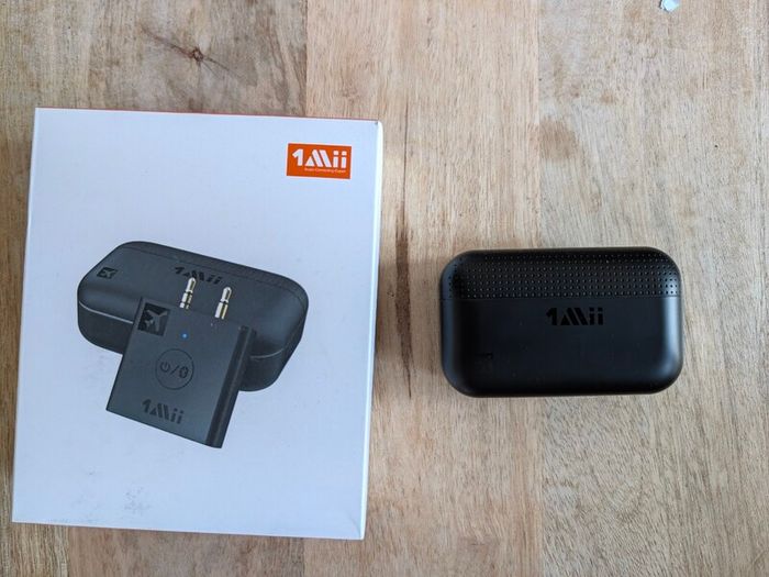 1Mii Bluetooth Airline Adapter / Audio Transmitter - USB-C Charging Case