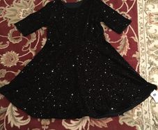 Beautiful Velvet Sequin Dress size 9-11 year