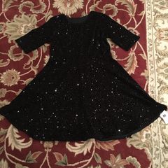 Beautiful Velvet Sequin Dress size 9-11 year