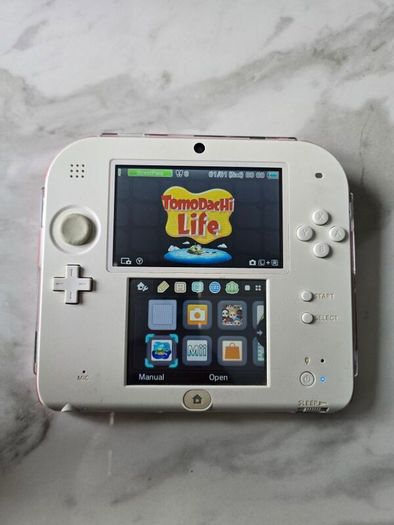 Nintendo 2ds mario edition