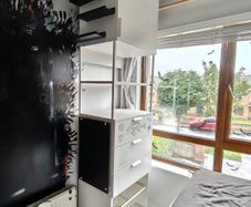 Tall storage unit