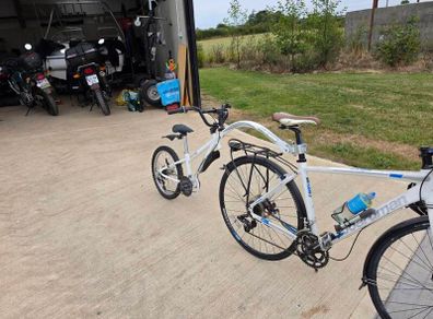 TAG along bike with 6 gears