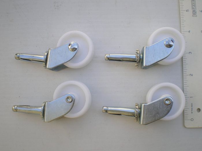 Plastic Swivel Castor 40mm