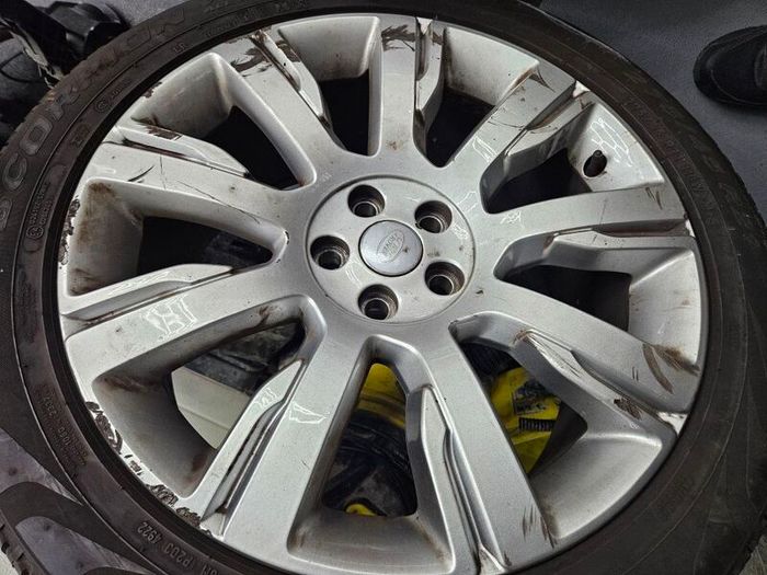 land rover range Rover alloy wheel