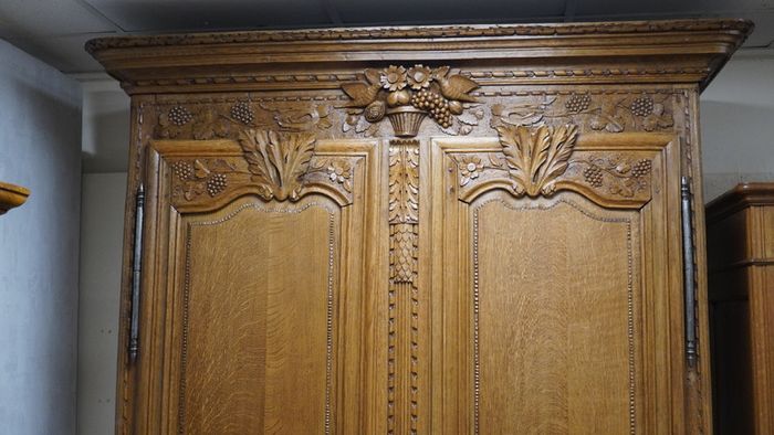 Antique French Oak Armoire / Wardrobe