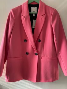 pink blazer