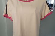 contrast tshirt