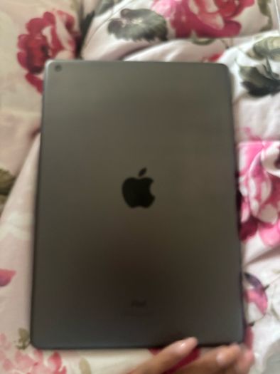 Ipad 9th Gen 64GB Space + Apple Pencil + Case