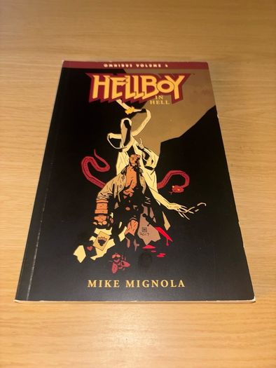 Graphic Novel Collection - Batman - Junji Ito - Marvel - Watchmen - Hellboy