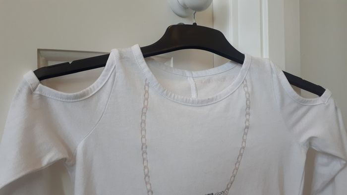 Girls long sleeved top