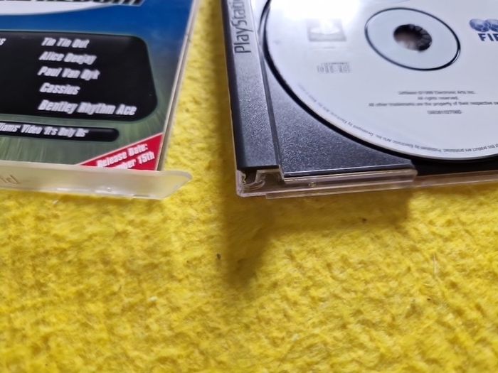 Fifa 2000  PlayStation1 ps1 PlayStation2 ps2 games Original