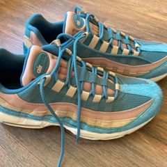 Nike Air Max 95 LX Pony Smokey Blue/Mushroom RARE Women s