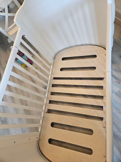 cot