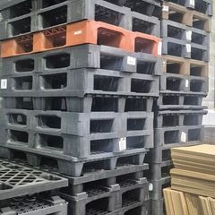 Plastic pallets