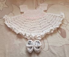 Stunning handmade 100% cotton christening set