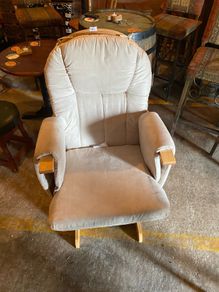Rocking chair