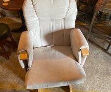 Rocking chair