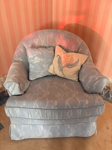 Sitting room sofa suite