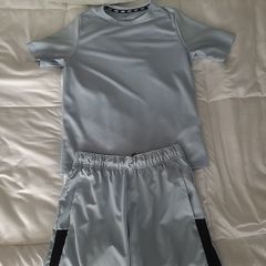 Blue Nike shortset