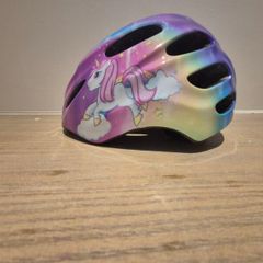 child's bike helmet suitable for approx age 6