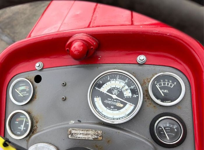 1970 Massey Ferguson 165