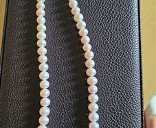 Fresh water pearl necklace