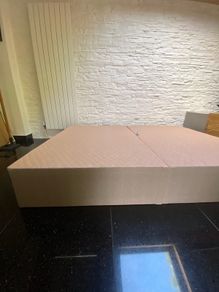 King size mattress base