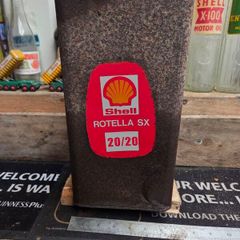 Shell oil can