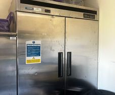 Double door commercial fridge