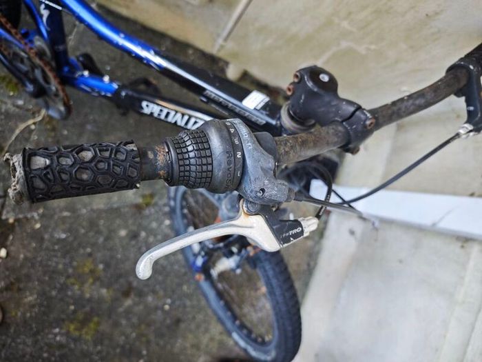 Kids Specialized bike