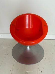 Mozzee Nest Chair