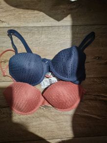 womens bras x2