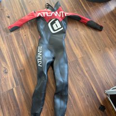 wetsuit