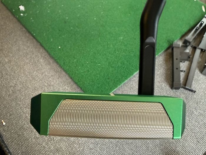 (Replica) lap oz putter