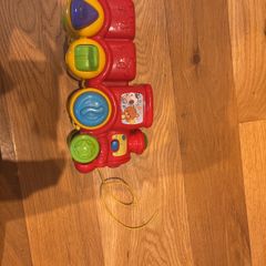 vtech roll & surprise animal train