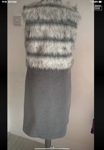 gilet Bnwt size 10 Ella boo grey sleeveless coat with fake fur contrast
