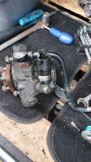 Audi power steering pump. Intercooler Flayweel clutch kit 2.0tdi oil pump injectors gps suspension parts steering rack s-line 6 speed