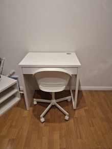 Desk & Chair
