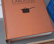 Larousse