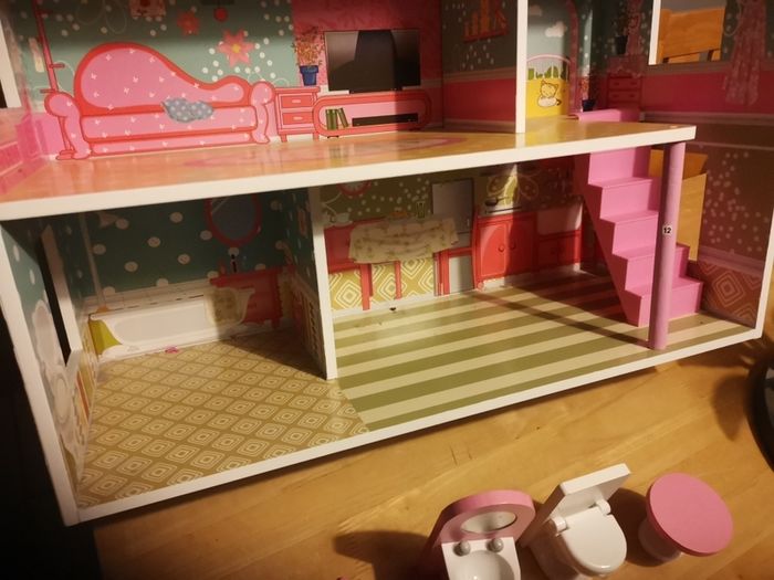 Doll House