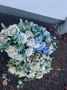 Free Flower Garland Necklace & Artificial Flowers Displays