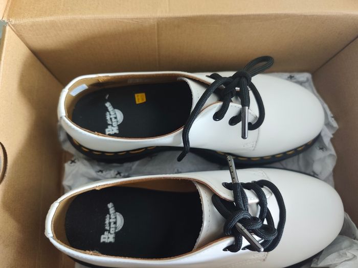 Dr Martens shoe