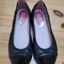 Girls Black Pumps size 33/1 Image 3