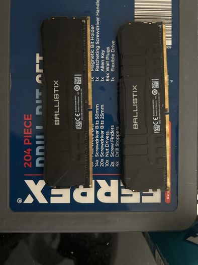 Crucial Ballistix 16Gb ram DDR4 3200