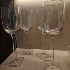 Louise Kennendy red wine glasses x 4