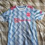 Manchester United 2021/22 Ronaldo away jersey Image 2