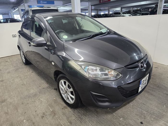 2013 Mazda Demio